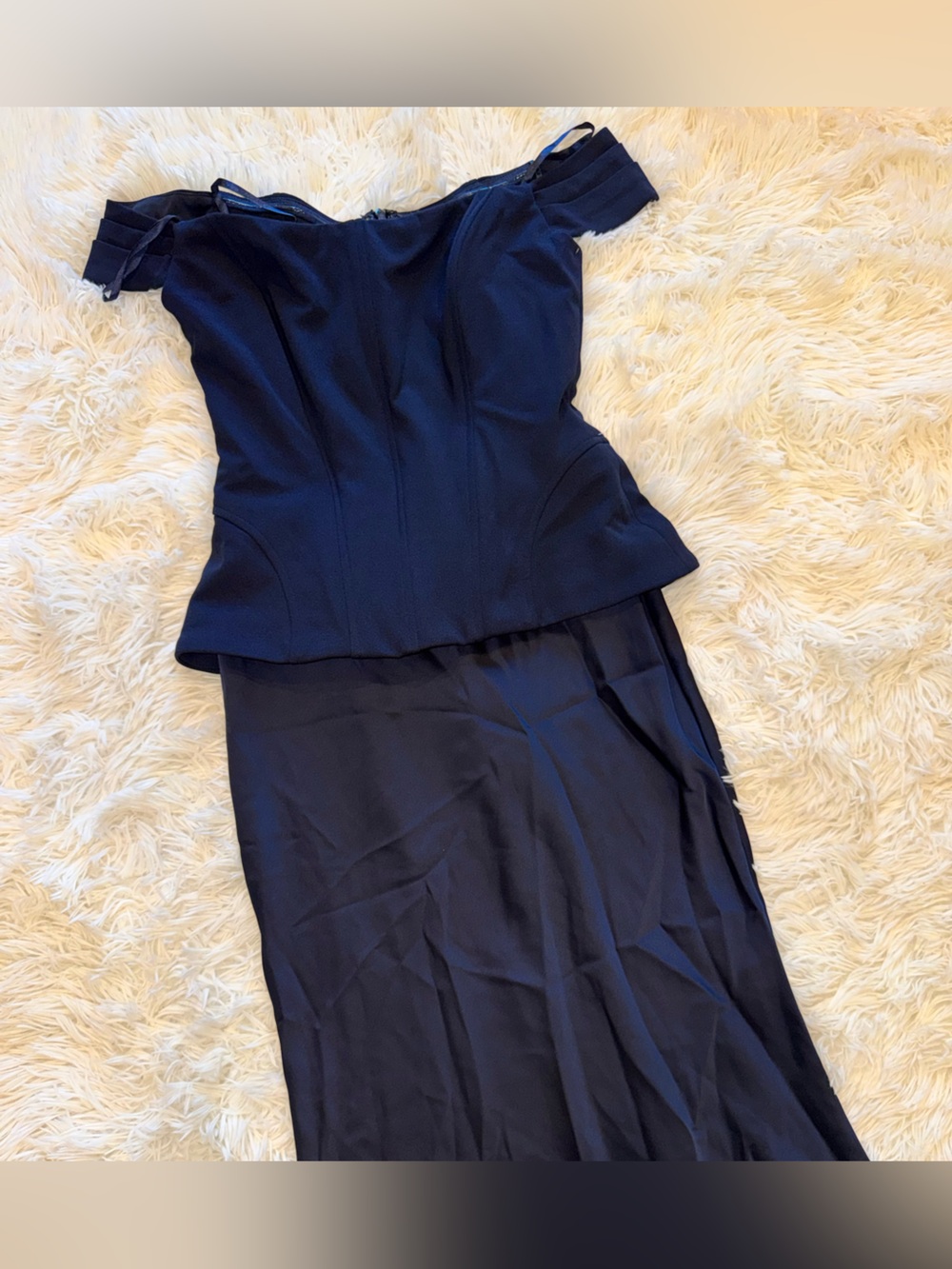 NEW Betsy & Adam Off the Shoulder Mixed Media Satin Navy Gown Sz 12 - Picture 5 of 8